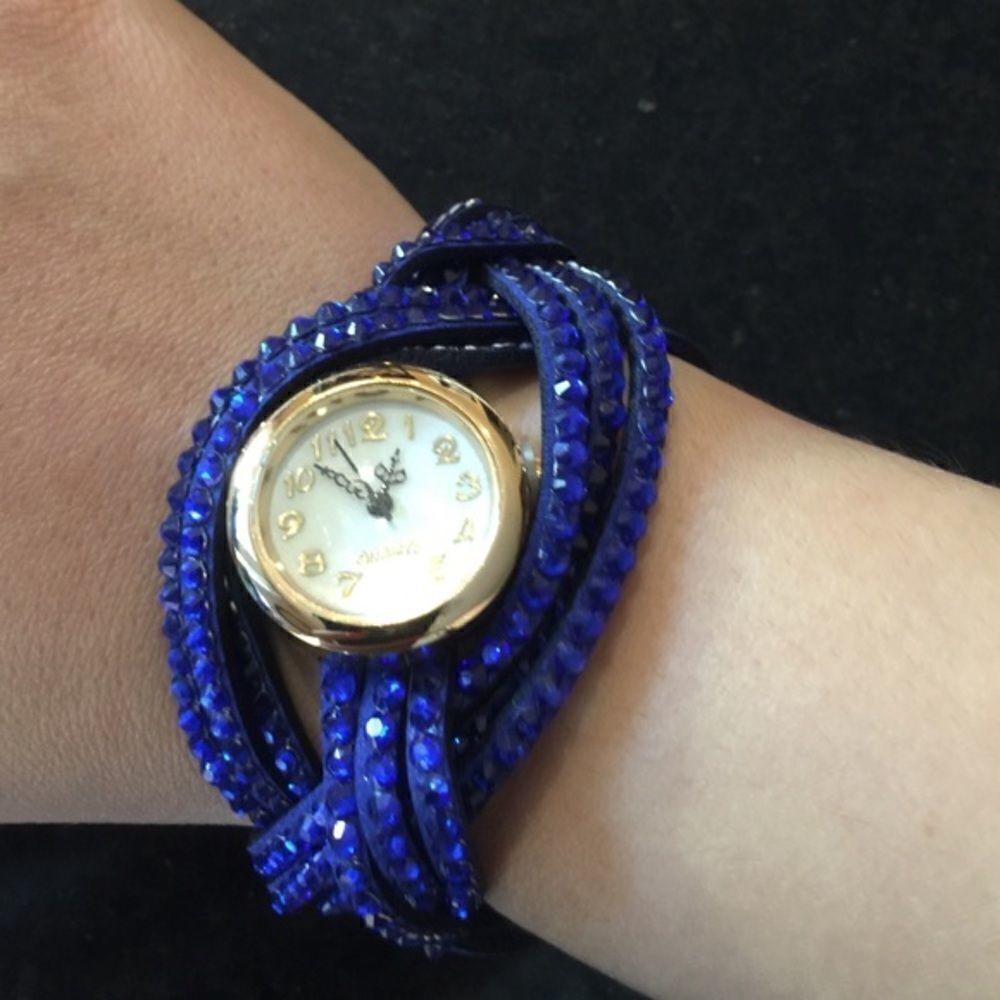 🎉1 hr sale 🎁Rhinestones watch